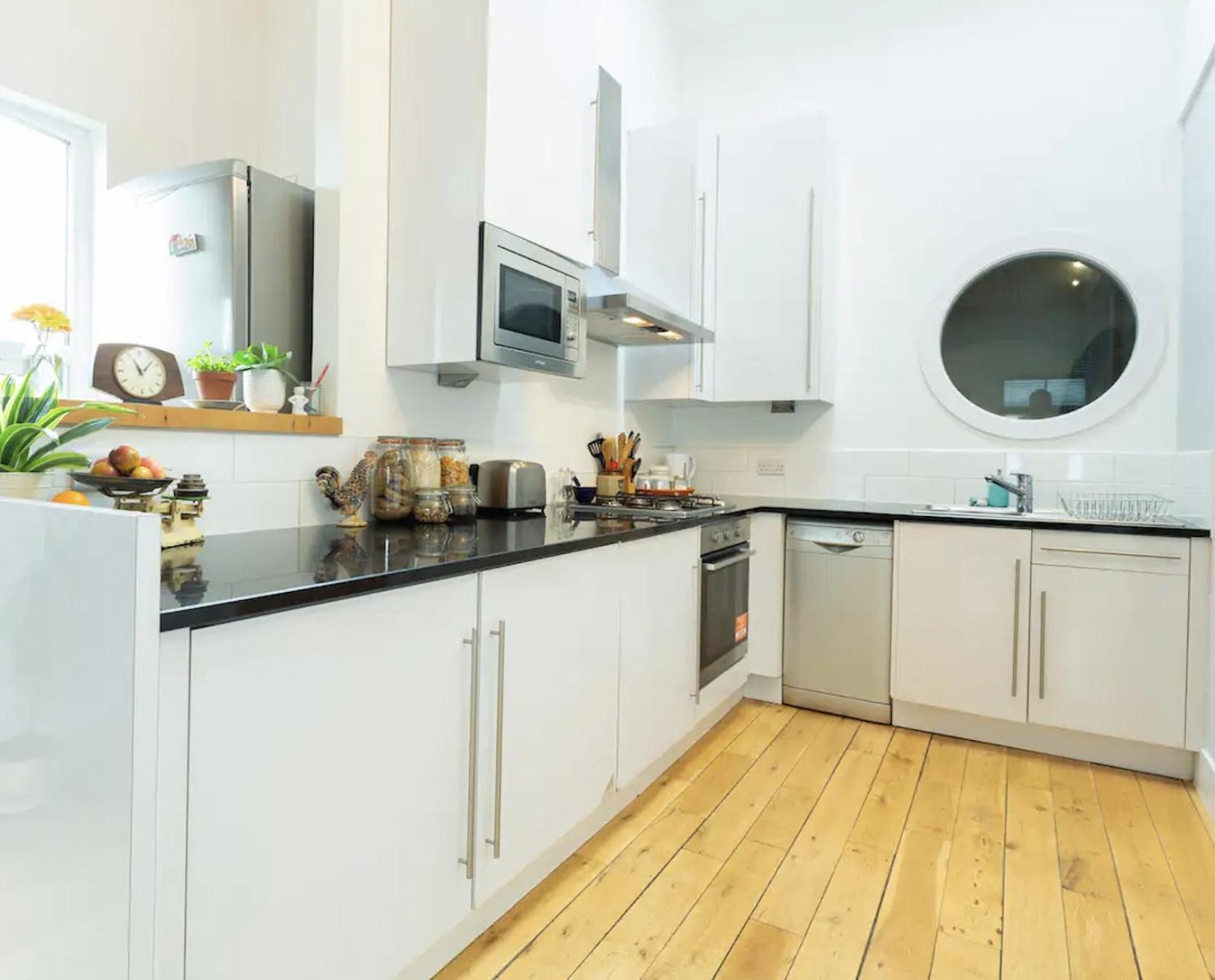 City Centre Rooms In Apartment Манчестер Экстерьер фото